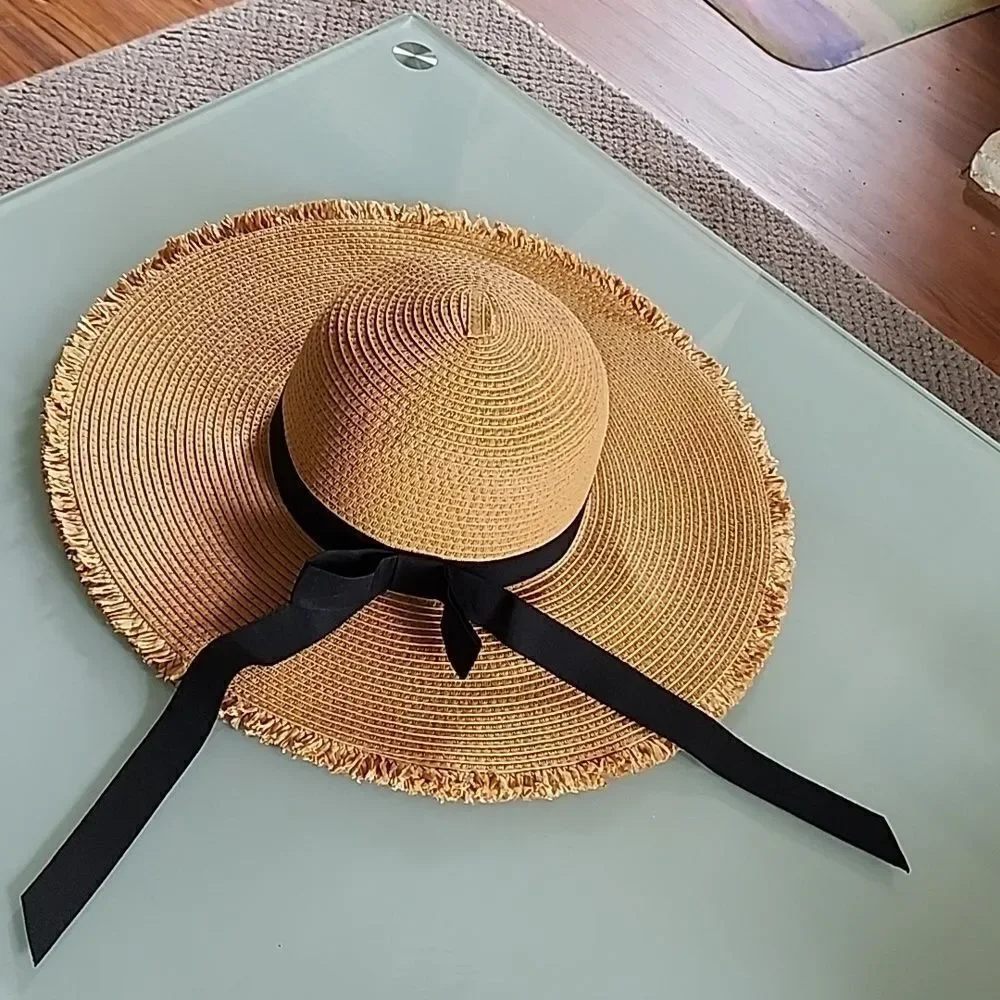 L. C. Packable Frayed Brim Resort Wear Cottagecore Coquette Girl Boho Chic Hat‎